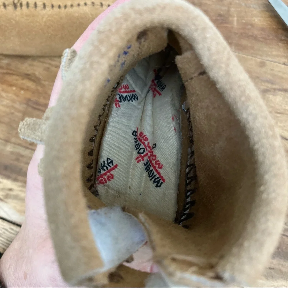 Minnetonka Moccasins size 2